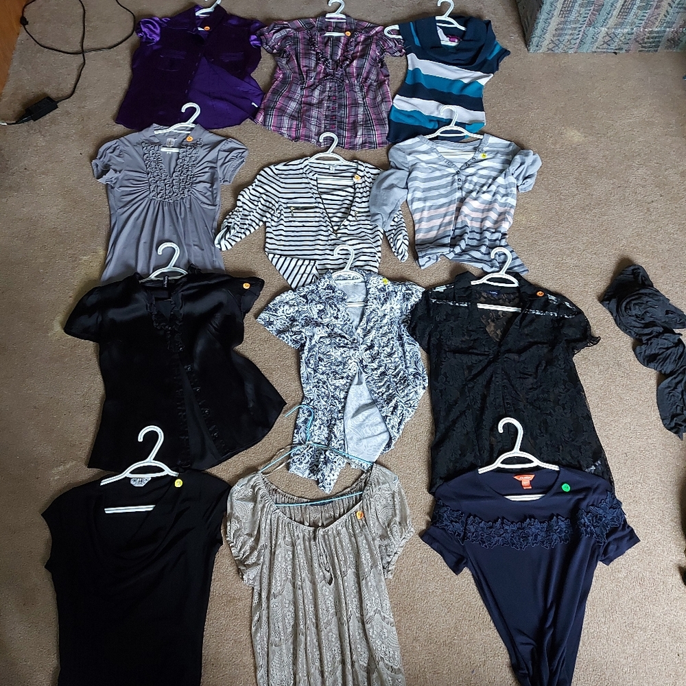 Stuff - Picture 3 of 4